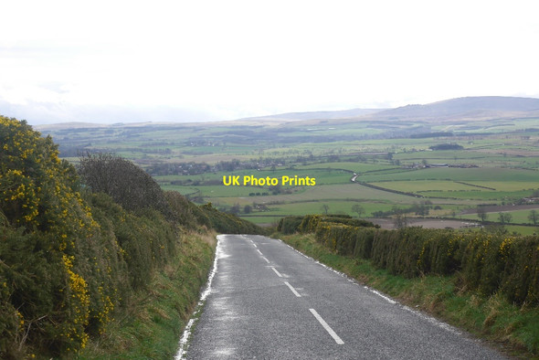 Photo 6"x4" Going down Lyham Hill Greendykes\/NU0628 c2017