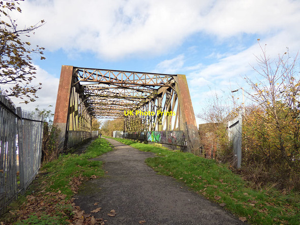 Photo 6"x4" Former Townsend Avenue railway bridge Clubmoor c2017