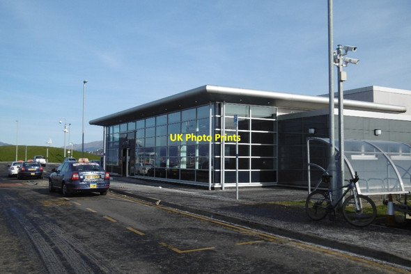 Photo 6"x4" Gourock railway station Gourock c2017