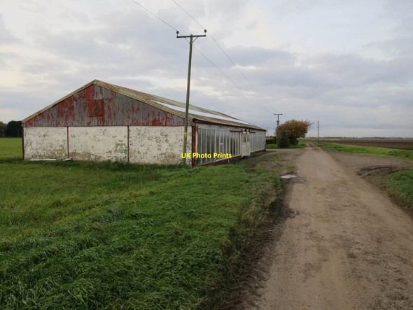 Photo 6"x4" Building by Grange Farm Cottage Tipps End c2017