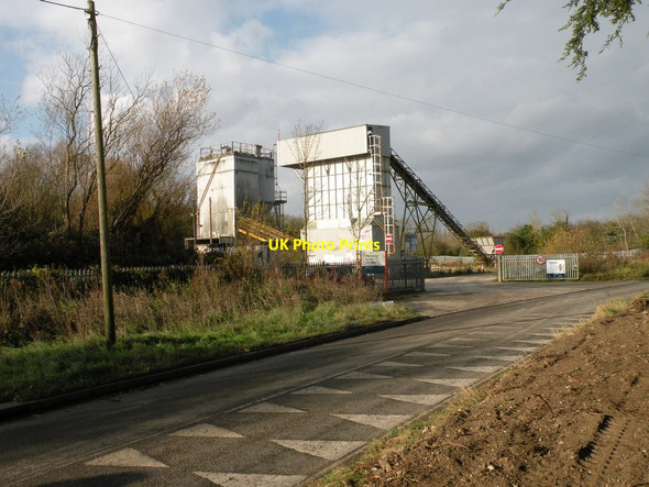 Photo 6"x4" Hanson Haverhill Concrete Calford Green c2017