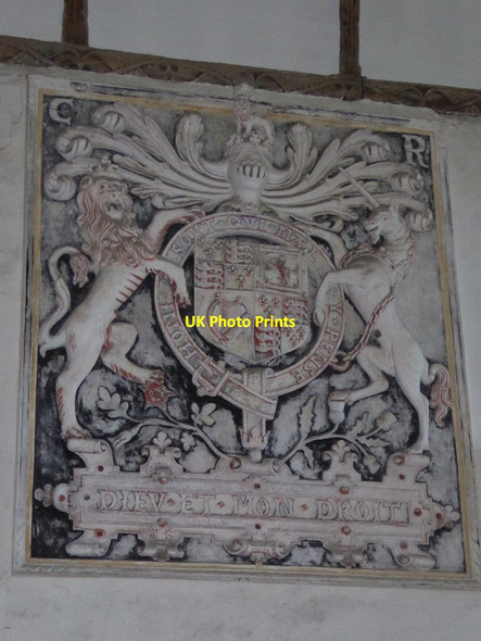 Photo 6"x4" Charles II Royal Coat of Arms Stratton\/SS2206 c2017