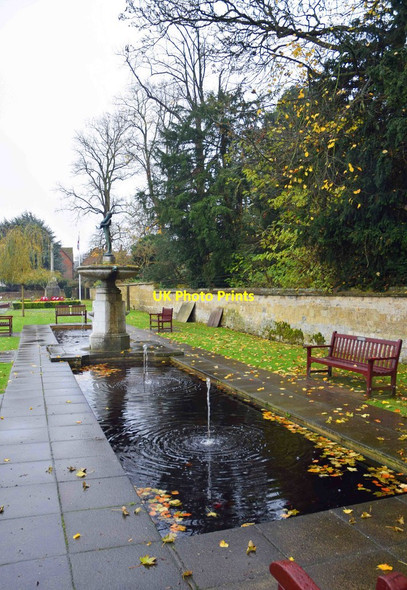 Photo 6"x4" Thame War Memorial Garden (3), Upper High Street, Thame, Oxon Thame c2017