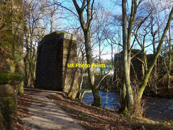 Photo 6"x4" Derelict viaduct from the Crieff and Comrie Railway Crieff\/NN8621 c2017