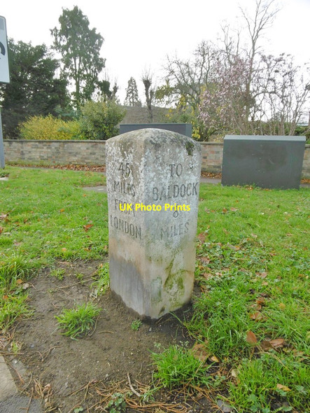 Photo 6"x4" Old Milestone by the A6001, Shortmead Street, Biggleswade Biggleswade c2017