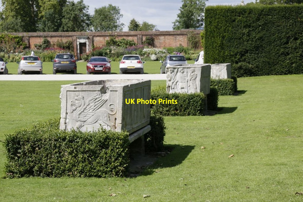 Photo 6"x4" Tombs on the lawn Widmoor c2017