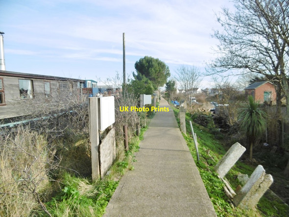 Photo 6"x4" Shoreham-on-Sea, footpath Shoreham-By-Sea c2017