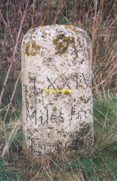 Photo 6"x4" Old Milestone by the A420 in Watchfield Watchfield\/SU2490 c2001