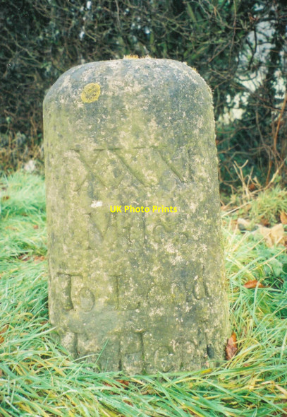 Photo 6"x4" Old Milestone by the A4130, Henley Road, Hurley Bottom Hurley\/SU8283 c2002