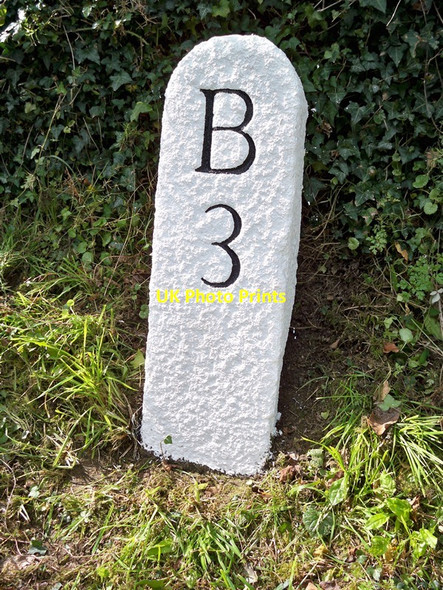 Photo 6"x4" Old Milestone at Hellandbridge Hellandbridge c2003