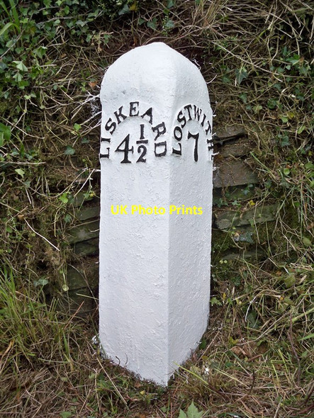 Photo 6"x4" Old Milepost by the A390, opposite Gelly Copse cottage Doublebois c1998