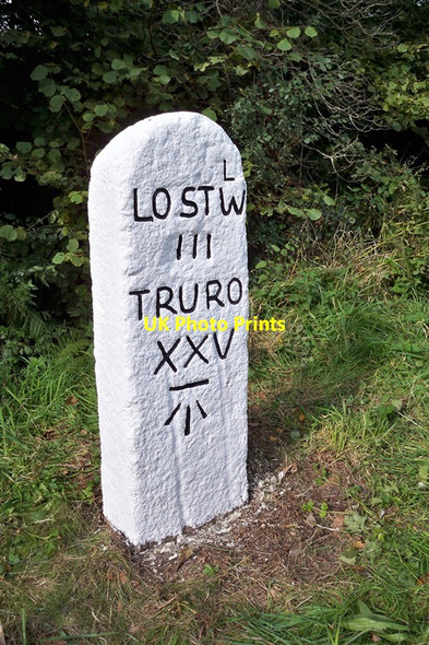 Photo 6"x4" Old Milestone by the A390 Trewindle c1995