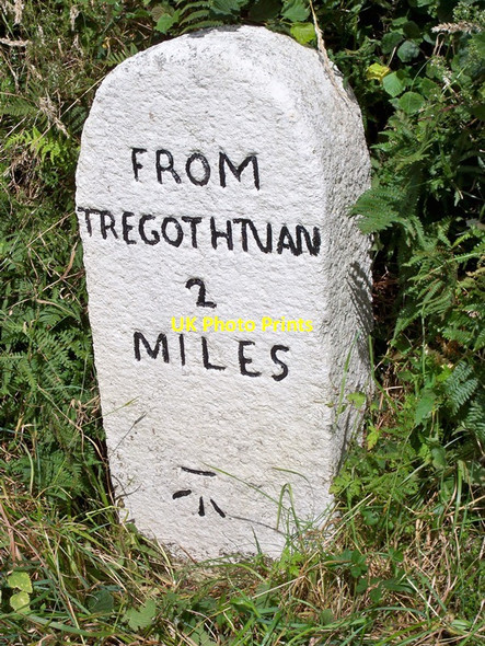 Photo 6"x4" Old Milestone east of Tresawsan Merther c1998
