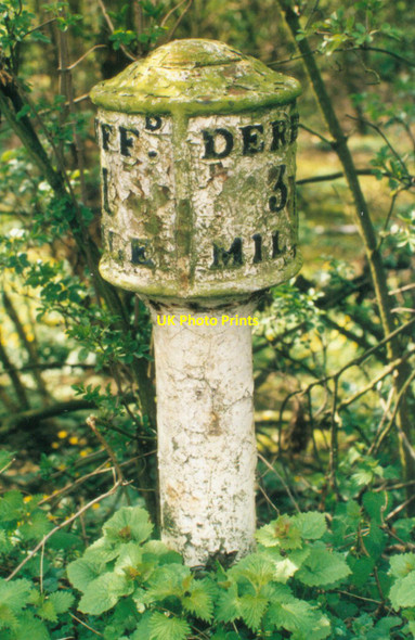 Photo 6"x4" Old Milepost by the A6 Little Eaton c2002
