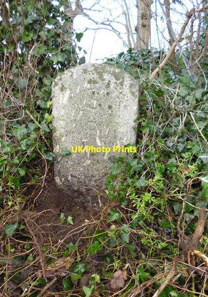 Photo 6"x4" Old Milestone by the B3233, Fremington Fremington\/SS5132 c2013