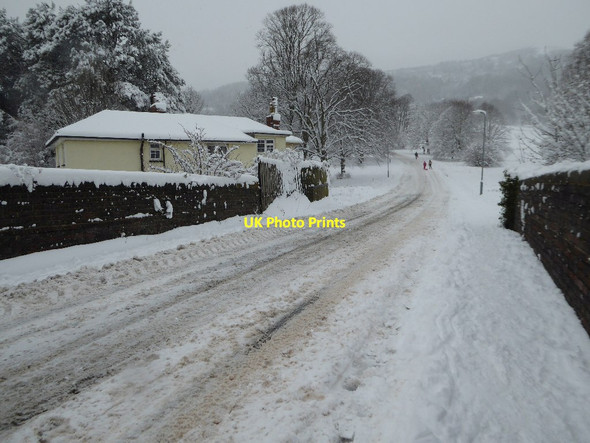 Photo 6"x4" Peachfield Road in snow Great Malvern c2017