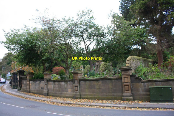 Photo 6"x4" Boundary wall and entrance to Holden Park Dockroyd c2017