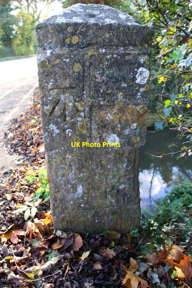 Photo 6"x4" Benchmark on parapet of Sor Brook bridge, Bloxham Road Broughton\/SP4238 c2017