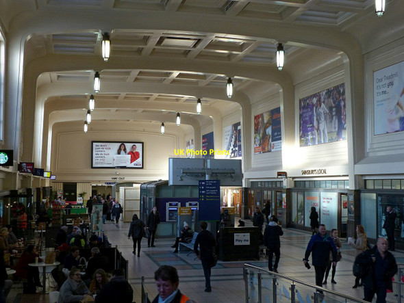 Photo 6"x4" Old booking hall, Leeds Station Leeds\/SE3034 c2017
