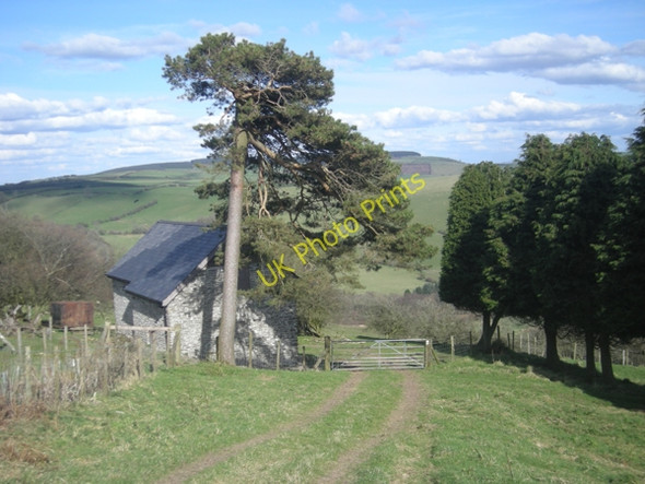 Photo 6"x4" Stone barn beside a footpath Upper Treverward c2009