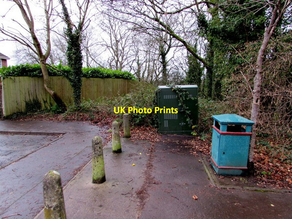 Photo 6"x4" BT telecoms cabinet, Cherry Orchard Road, Lisvane, Cardiff Lisvane c2017