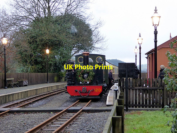 Photo 6"x4" No. 1213 stands in Capel Bangor station with a Christmas special Capel Seion\/SN6379 c2017