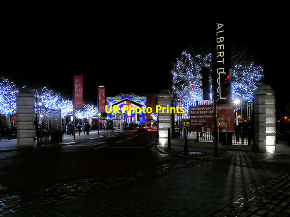 Photo 6"x4" Christmas Lights at Albert Dock Toxteth c2017
