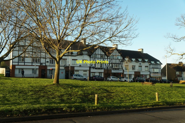 Photo 6"x4" Shops on Gilders Road, Chessington Chessington c2018