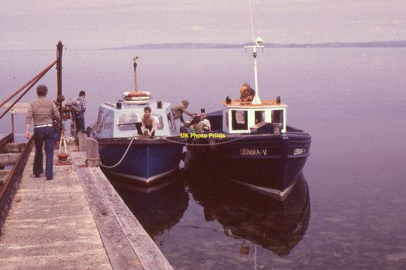 Photo 6"x4" Boats at the pier, Ailsa Craig Foreland Point\/NX0299 c1984