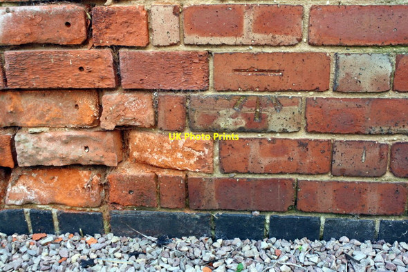 Photo 6"x4" Benchmark on #19 The Mount Coventry c2017