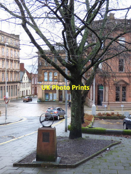 Photo 6"x4" Radical War memorial, Greenock Greenock\/NS2776 c2018