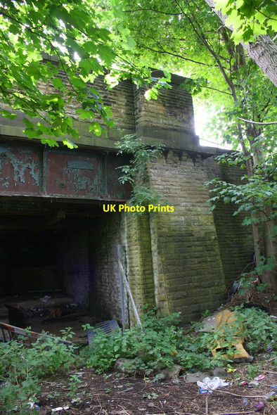 Photo 6"x4" Stanley Road bridge at edge of George V Memorial Playing Fields Shipley\/SE1437 c2017