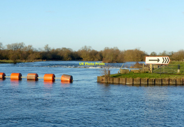 Photo 6"x4" Sawley Weir and boom Sawley\/SK4731 c2018