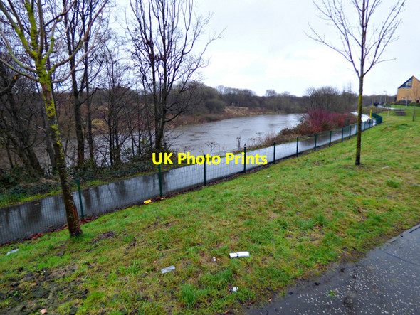 Photo 6"x4" The Clyde at Dalmarnock Parkhead\/NS6263 c2018