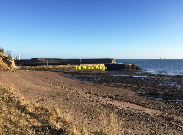 Photo 6"x4" The entrance to Dysart Harbour Panhall c2018