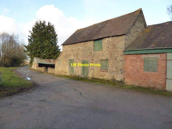 Photo 6"x4" Farm buildings at Alder's End Farm Alder's End c2018