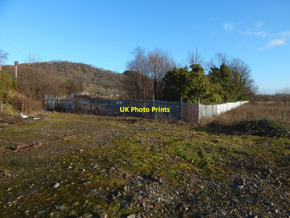 Photo 6"x4" The corner of a fence Dumbarton c2018