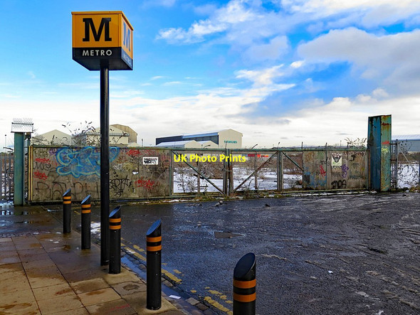 Photo 6"x4" Derelict industrial site from Chillingham Road Metro Station Newcastle upon Tyne c2018