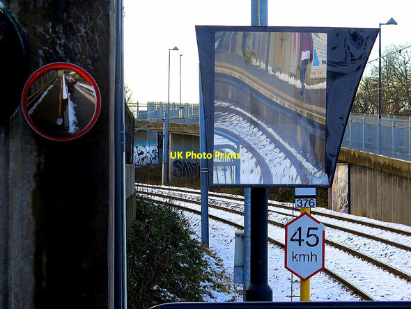 Photo 6"x4" End of platform mirrors, Chillingham Road Metro Station Newcastle upon Tyne c2018