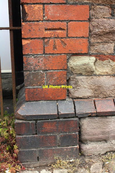 Photo 6"x4" Benchmark on Union Road building Barton Hill\/ST6072 c2017