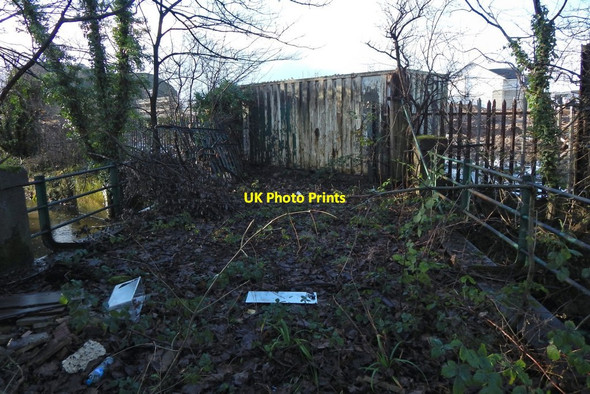 Photo 6"x4" Disused railway bridge over Gruggies Burn Dumbarton c2018 P2