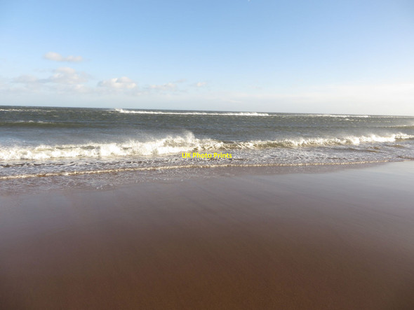 Photo 6"x4" Waves hitting the beach, Druridge Bay Cresswell\/NZ2993 c2018