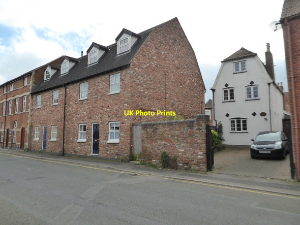 Photo 6"x4" House set back on East Street Tewkesbury c2017