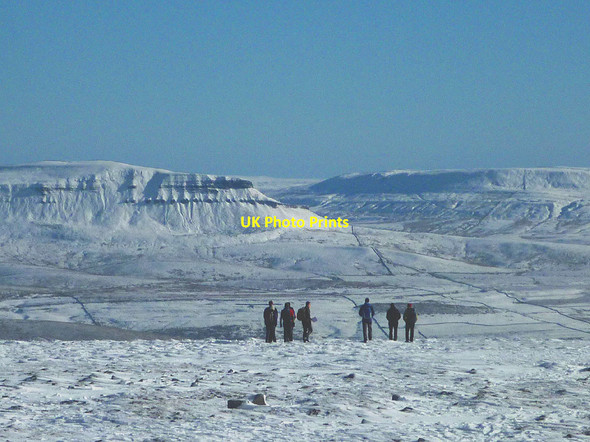 Photo 6"x4" Winter on Ingleborough summit Chapel-le-Dale c2018