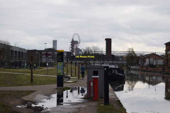 Photo 6"x4" Canalside, Queen Elizabeth Olympic Park Leyton\/TQ3786 c2018