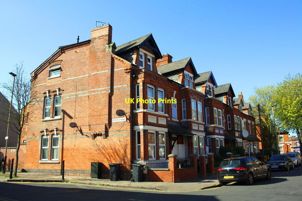 Photo 6"x4" Houses on Myrtle Road Leicester c2017
