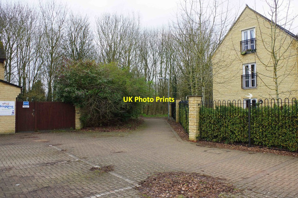 Photo 6"x4" Footpath from Edington Square to Valence Crescent, Witney, Oxon Witney c2018