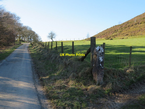Photo 6"x4" Unclassified lane and a gatepost Graig-fechan c2018
