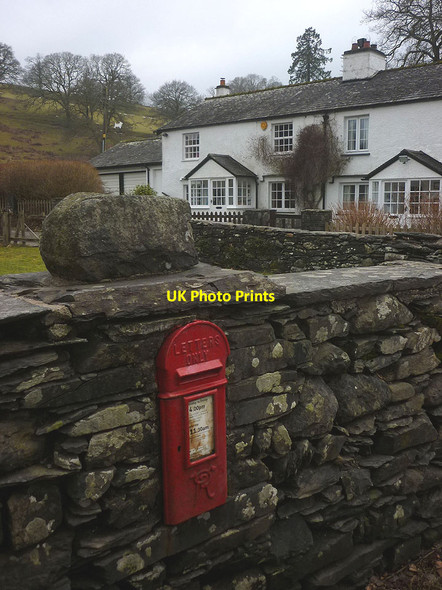 Photo 6"x4" Victorian postbox, Fold Gate Roger Ground c2018