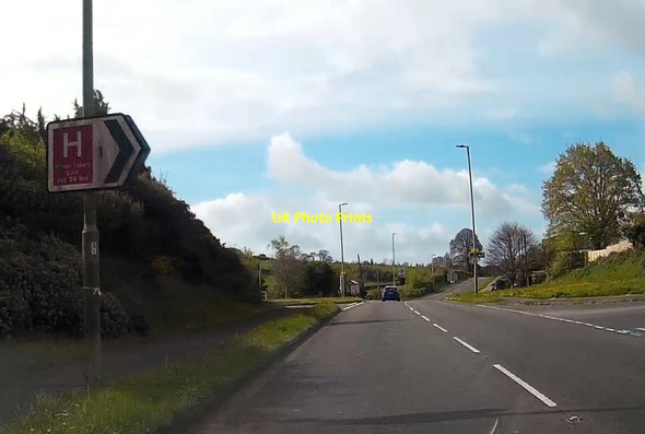Photo 6"x4" Direction sign to local hospital Dawlish c2018